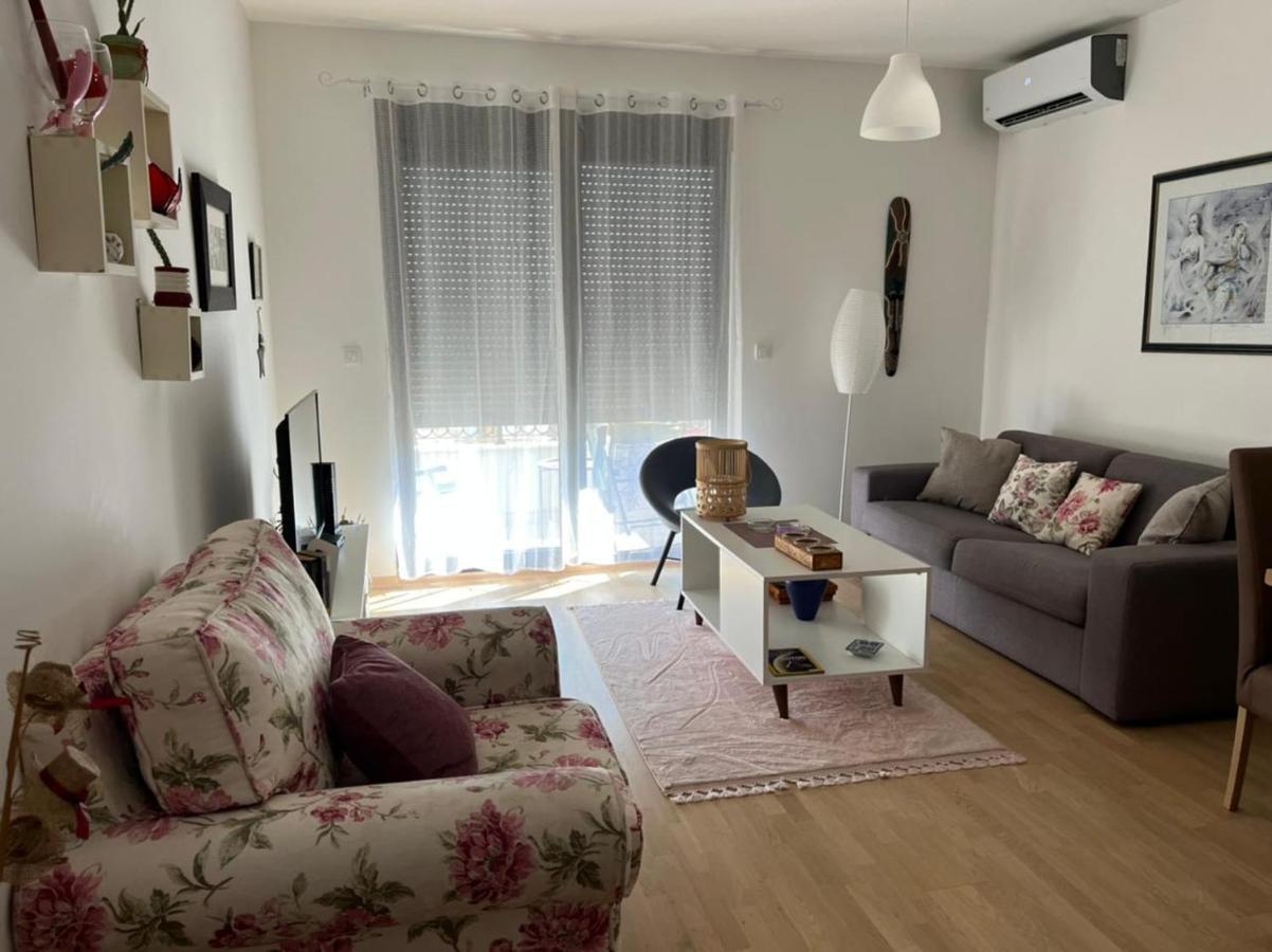 Ferienwohnung Lovely Pink Flat Podgorica Exterior foto